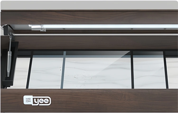 Top glass reinforcement treatment